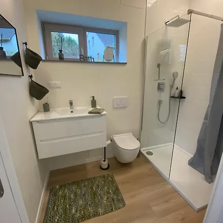 Tiny House 47 *